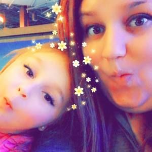 Meet your Posher, Lauren